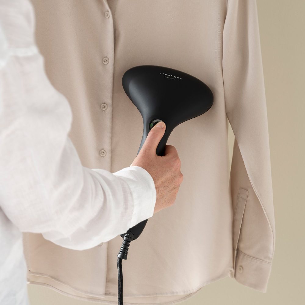 Cirrus No.2 Black – Handstomer | Steamery Stockholm